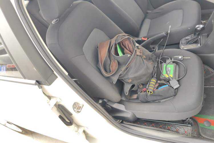 Used Volkswagen Jetta 2015 1.6L Automatic Fashion Model
