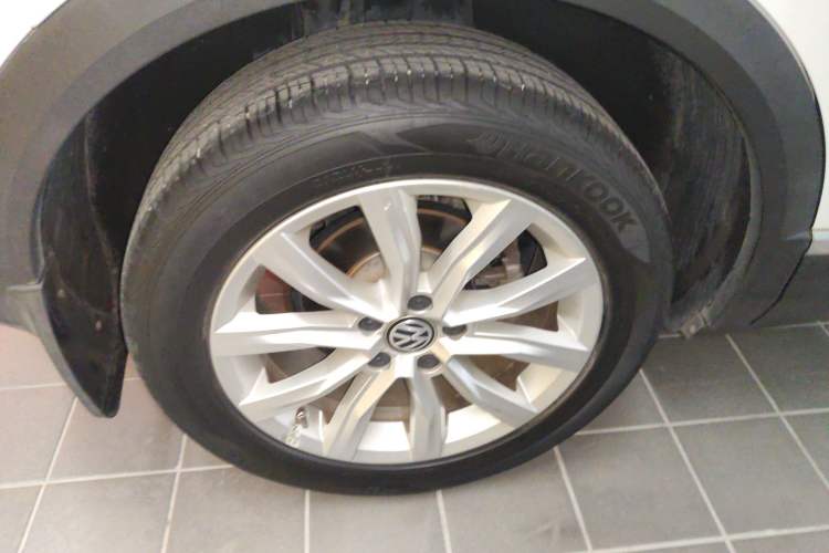 Used Volkswagen T-ROC 2020 280TSI DSG Two-Wheel-Drive Elite Version
