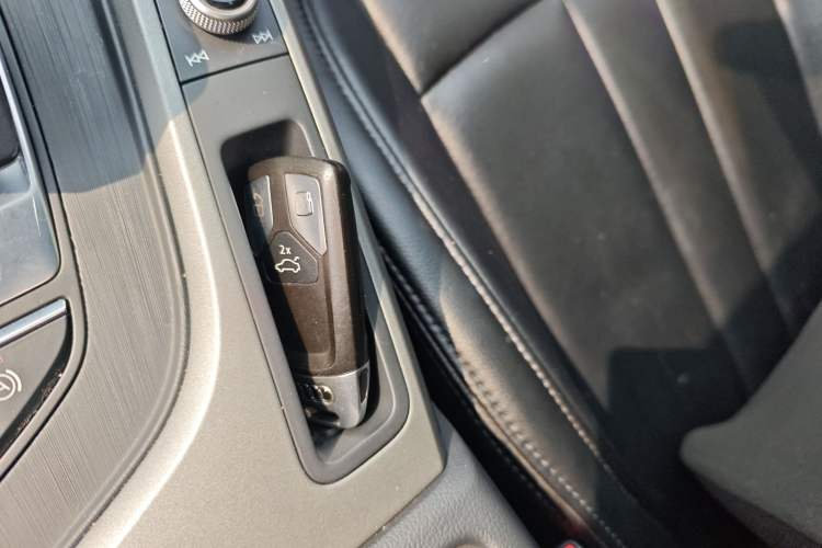 Used Audi A4L 2019 40 TFSI Ambition China VI