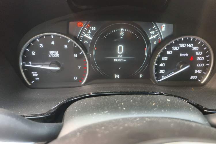 Used Cadillac XT5 2018 25T Luxury Model