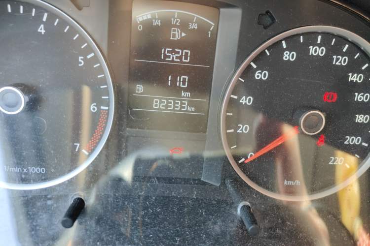 Used Volkswagen Lavida 2011 1.6L Manual Joy Version Odometer Close Up