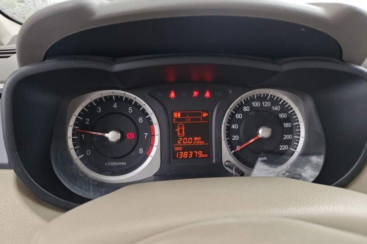 Used Venucia D50 2013 1.6L Manual Luxury Edition
