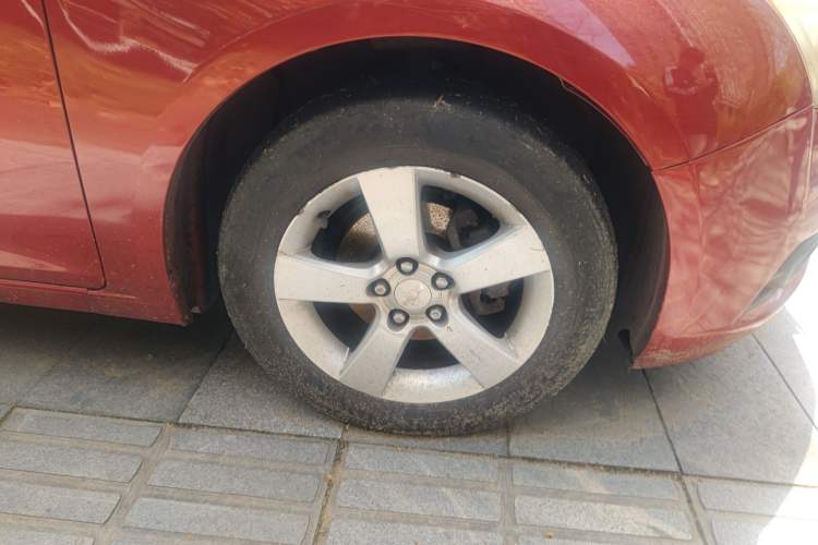 Used Chevrolet Cruze 2013 1.6L SL Grand Edition Manual Transmission
