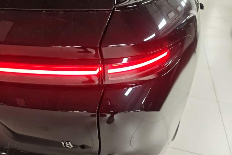 Used Li Auto i8 2025 Model Standard Version Right Rear Taillight