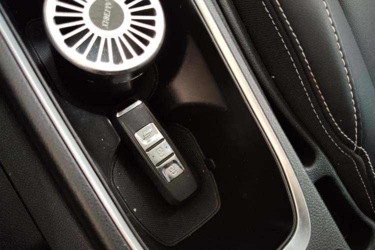 Used Baojun 530 2019 1.5T CVT Luxury Model 7 Seats China V Emission Standard