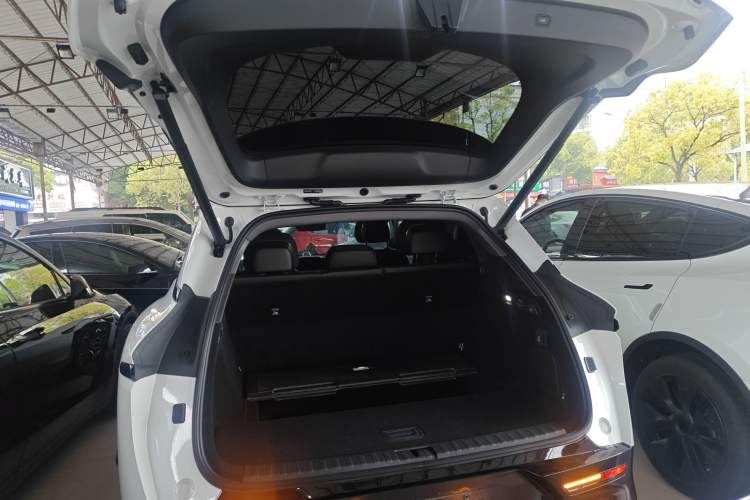 Used Zeekr 7X 2025 75 kWh Rear-Wheel Drive Intelligent Driving Version
