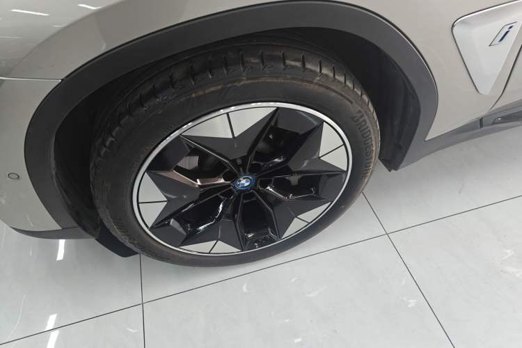 Used BMW iX3 2021 Leading Type
