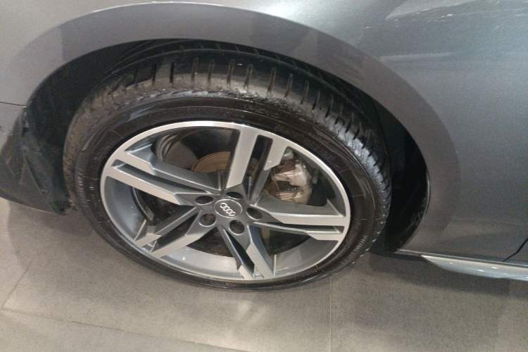 Used Audi A4L 2020 40 TFSI Luxury Dynamic Model
