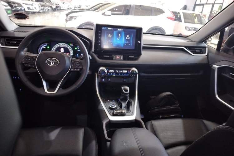 Used Toyota RAV4 2020 Dual-Engine 2.5L E-CVT 4x4 Elite PLUS Edition