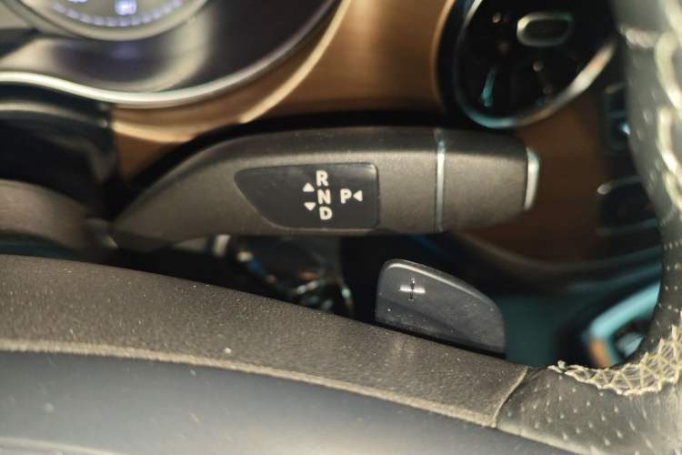 Used Mercedes-Benz V-Class 2020 V 260 L Long-wheelbase Luxury Edition