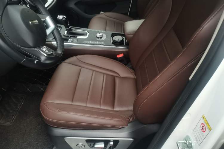 Used Wey VV5 2017 2.0T Ultra-Luxury Version Left Front Seat