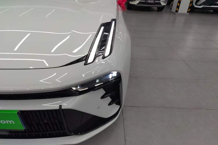 Used Lynk & Co 03 2023 1.5TD DCT JingPro Left Front Headlight