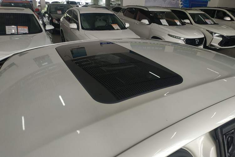 Used Peugeot 308 2018 1.6L Automatic Luxury Edition Roof