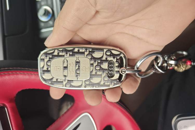 Used Audi A8 2014 A8L 45 TFSI quattro Luxury Model
