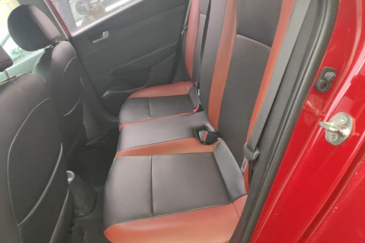 Used Hyundai Verna (new generation) 2016 1.4L Manual Cool Edition GLS Left Rear Seat