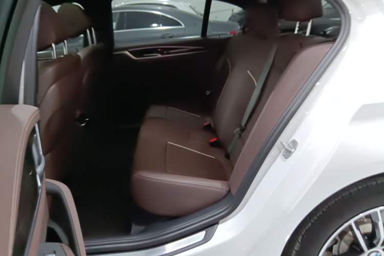 Used BMW 5 Series 2021 525Li M Sport Package