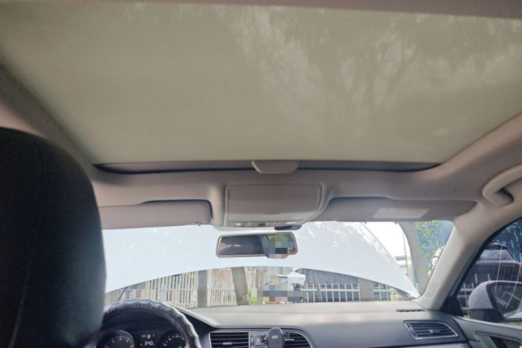 Used Volkswagen Lamando 2017 230TSI DSG Fashion Edition
