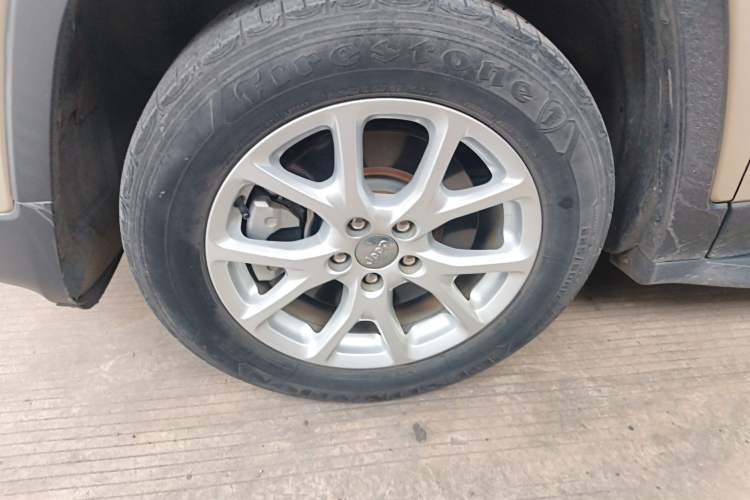 Used Jeep Cherokee 2017 2.0L Superior Edition