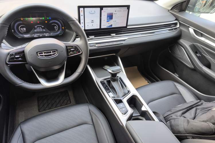 Used Geely Auto Emgrand 2023 4th Generation Champion Edition 1.5L CVT Luxury Model
