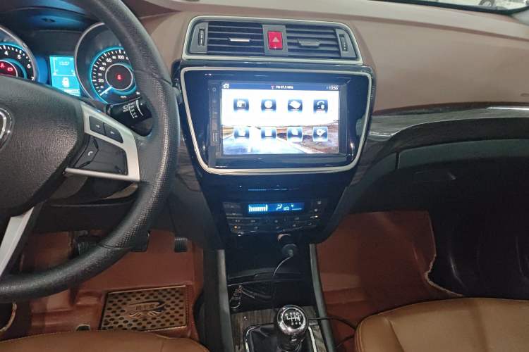 Used BAIC Weiwang S50 2016 1.5T Manual Lede Flagship Edition