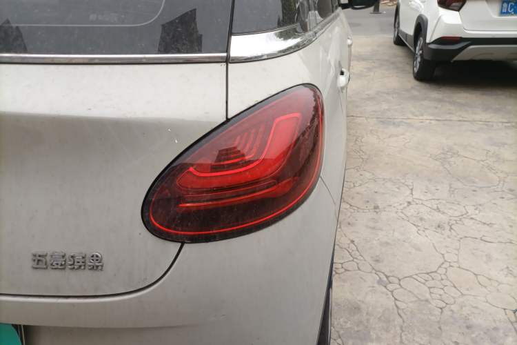 Used Wuling Bingo 2023 410 km Lingxi Deluxe Edition
