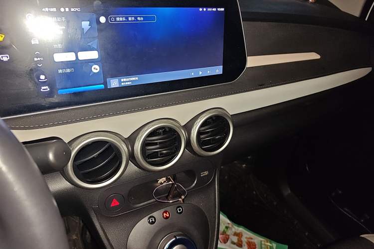 Used ORA Black Cat 2022 405 km Long-Range Version Ternary Lithium Audio And AC Panel