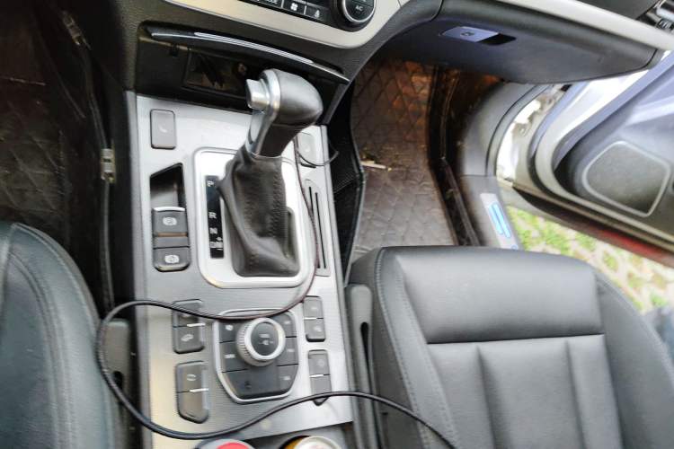 Used Haval H6 Coupe 2015 Blue Label 2.0T Automatic Two-Wheel Drive Elite Model