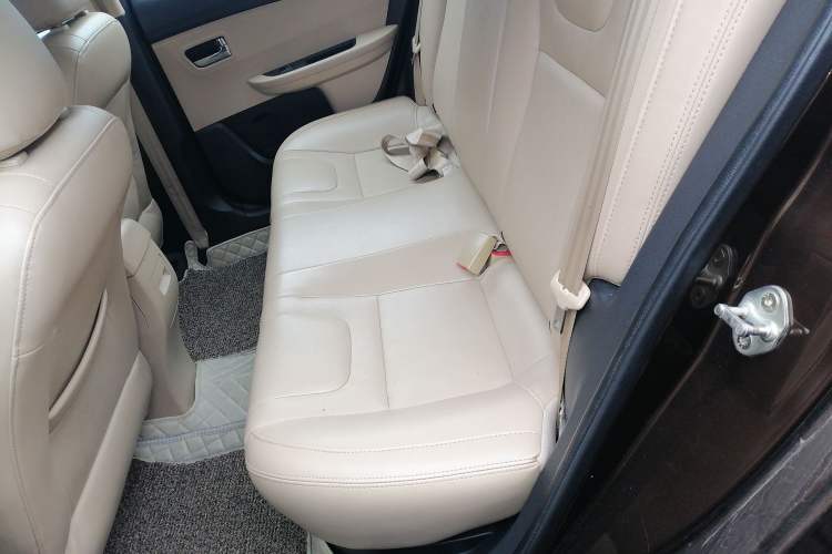 Used Chery E3 2013 1.5L Manual ZhiShang Model