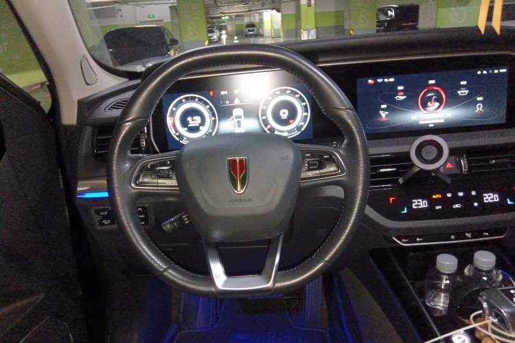 Used Hongqi HS5 2022 Revised Version 2.0T Smart Connect Flagship Edition
