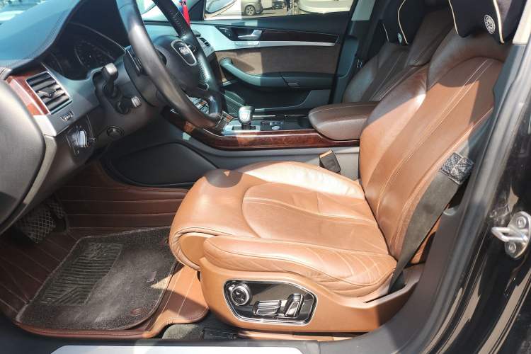 Used Audi A8 2012 A8L 45 TFSI quattro Comfort model
