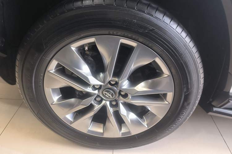 Used Toyota Wildlander 2020 2.0L CVT Two-Wheel Drive Luxury Edition
