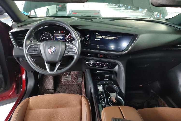 Used Buick Envision 2020 Encore S 652T Two-Wheel Drive Luxury Model
