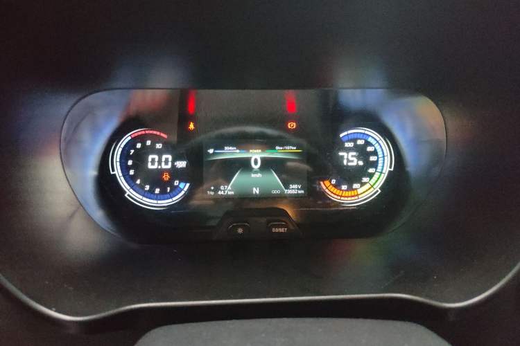 Used CHANGAN KAICHENG Ruixing EM60 2024 Comfort Model 6 Seats 41.86 kWh Side-Hinged Doors Instrument Cluster