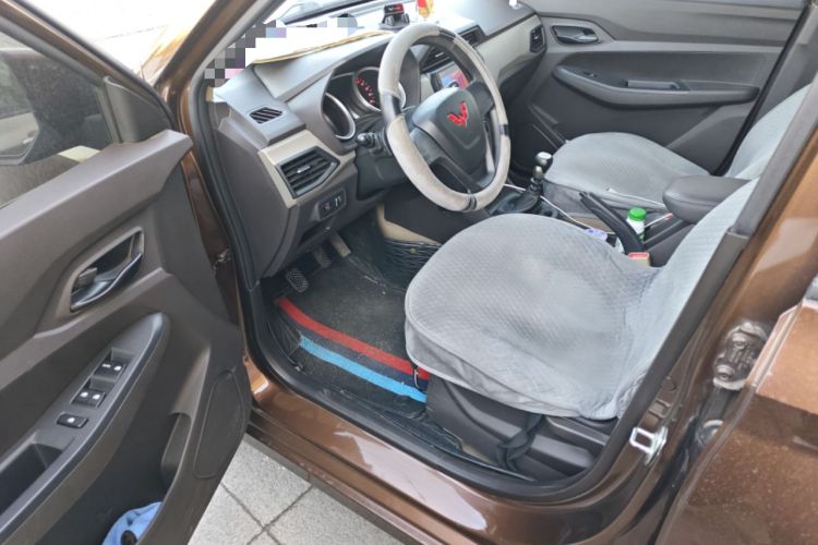 Used Wuling Hongguang 2021 1.5L Revised S Standard Version Hydraulic-Power-Assisted LAR
