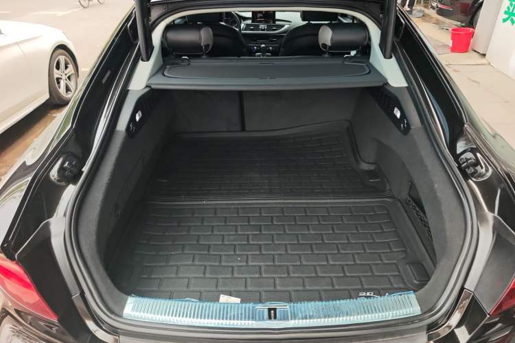 Used Audi A7 2017 50 TFSI quattro Comfort Model Trunk