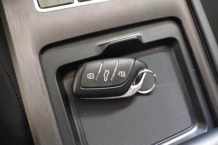 Used Roewe i5 2023 1.5L CVT Luxury Edition
