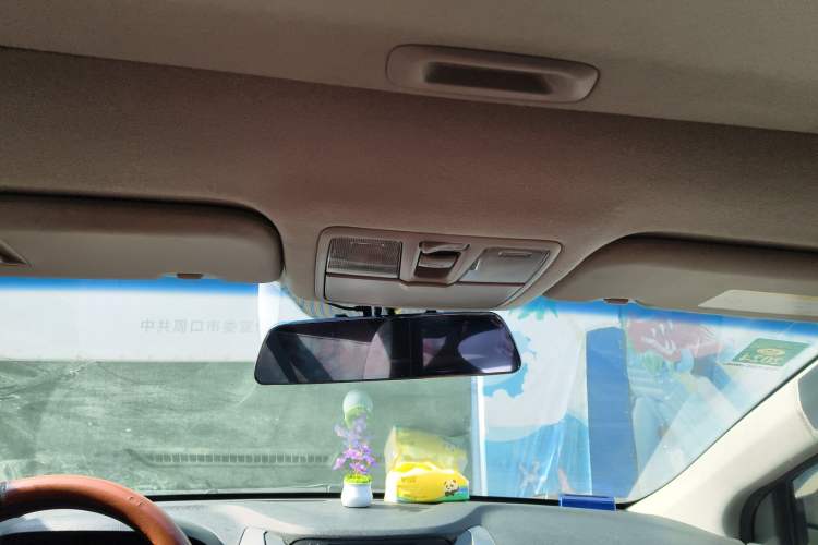 Used Hyundai Elantra (5th Generation / Langdong) 2015 1.6L Manual Leading Model
