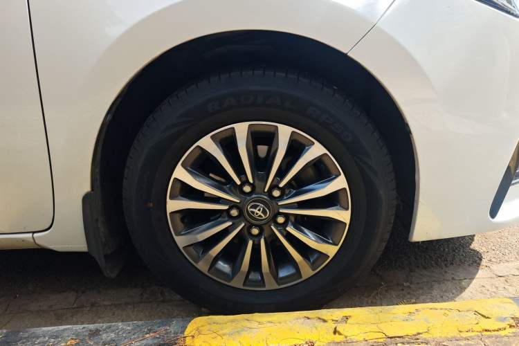 Used Toyota Corolla 2017 Revised Version 1.2T S-CVT GL