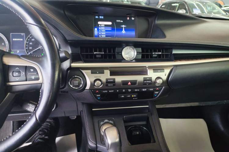 Used Lexus ES 2015 200 Elite Edition
