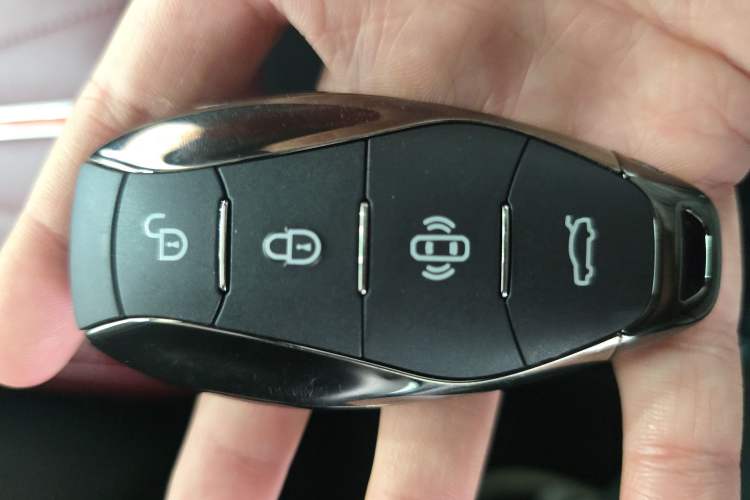 Used Hongqi H5 2025 1.5T DCT Xuan Ying Edition
