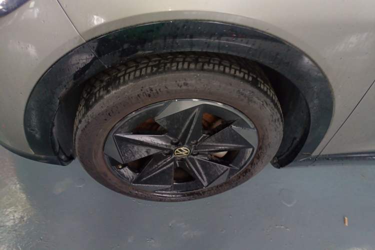 Used Volkswagen ID.UNYX 2024 Pro Long-Range Version
