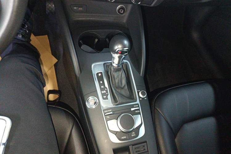 Used Audi A3 2018 30th Anniversary Edition Sportback 35 TFSI Ambition Model Gear Lever