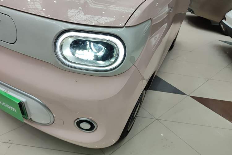 Used Wuling Hongguang MINIEV 2024 3rd Generation 215km Youth Edition Left Front Headlight