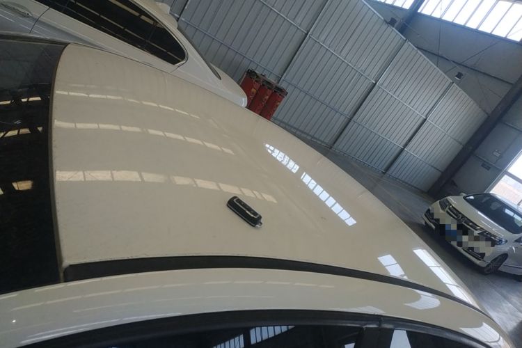 Used Qoros 3 2018 Sedan 1.6L Automatic Leading Model Roof