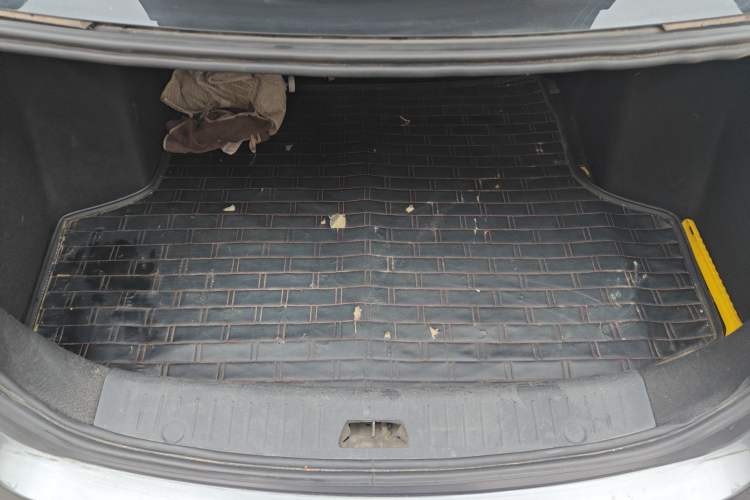 Used BAIC E Series 2013 Sedan 1.5L Automatic Leshang Edition