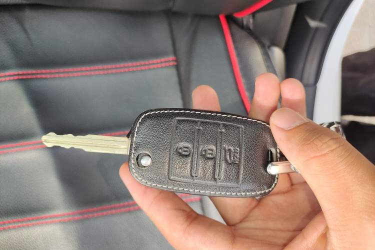 Used Kia Pegas 2017 1.4L Automatic Deluxe Edition Vehicle Key