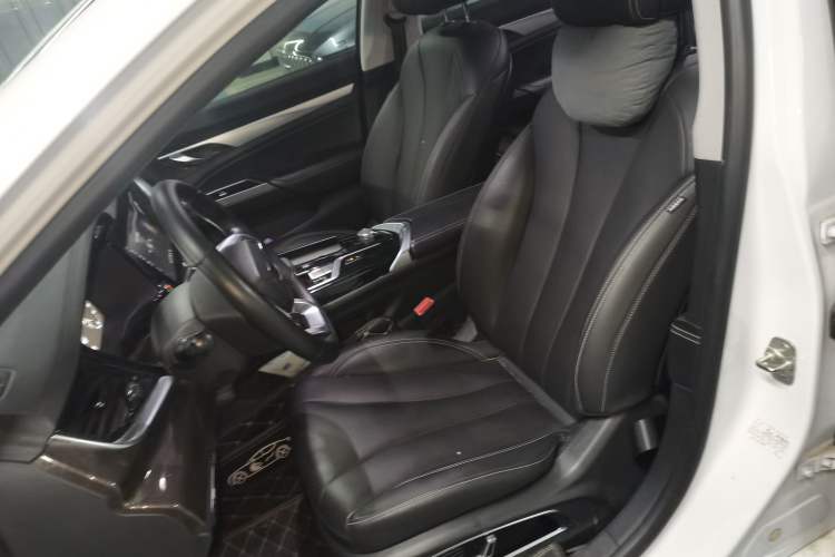 Used Geely Auto Emgrand GT 2018 1.5T MHEV Yaoxiang Edition
