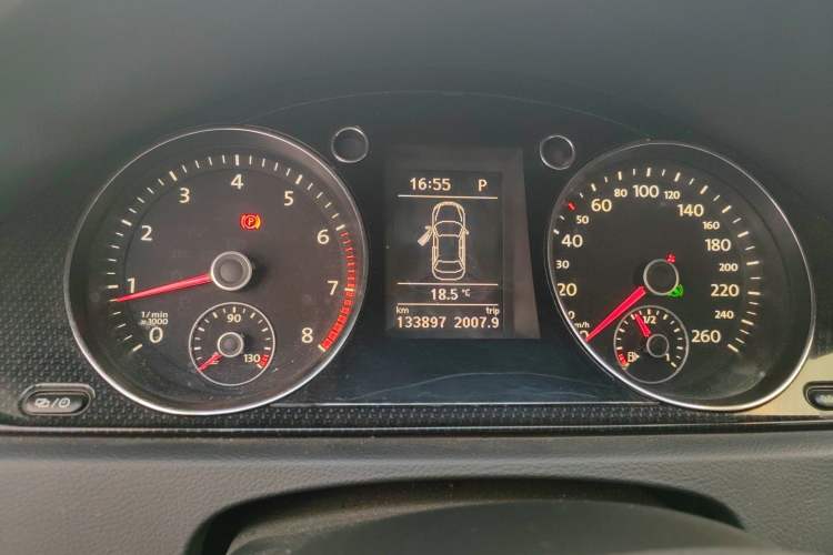 Used Volkswagen Magotan 2012 1.8TSI Luxury Model
