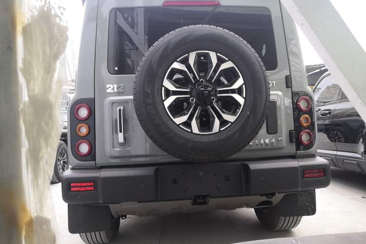 Used 212 T01 2025 Model 2.0T Diesel
