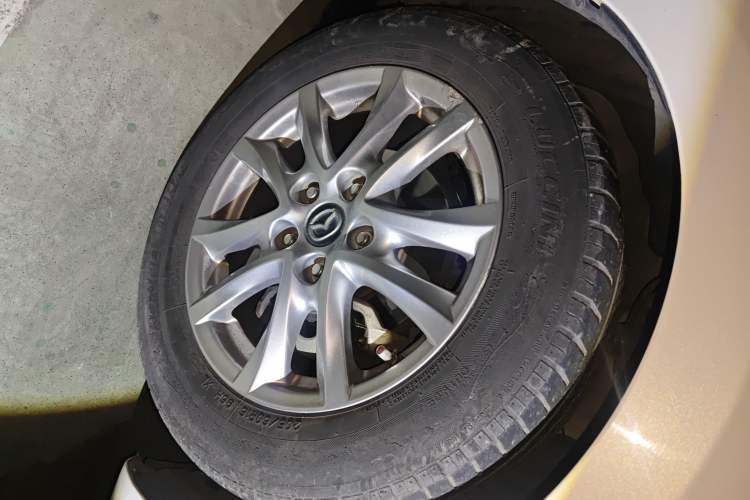 Used Mazda Mazda 3 Axela 2014 Sedan 1.5L Automatic Comfort Model